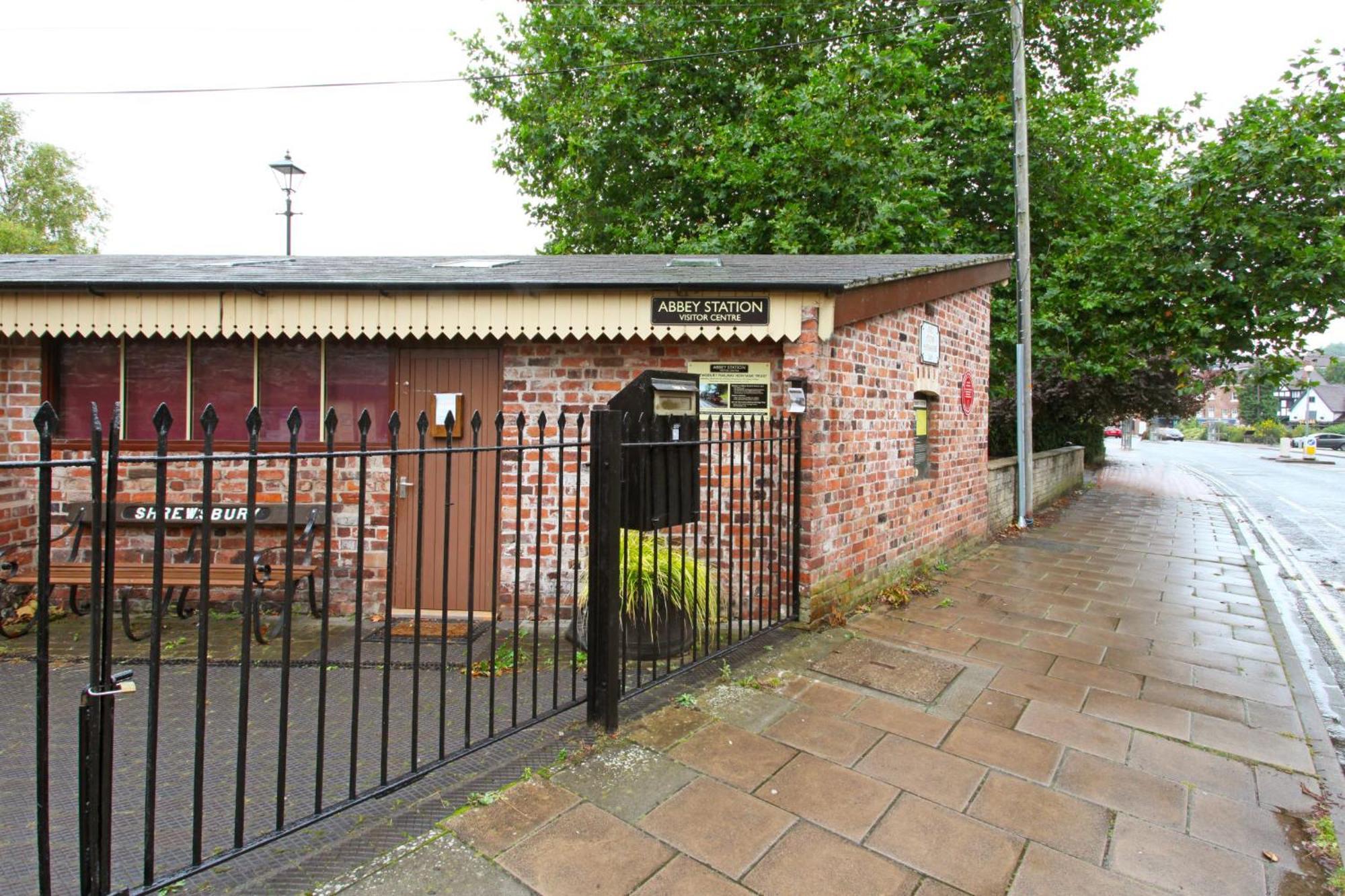 Abbey Foregate Shrewsbury Exterior photo
